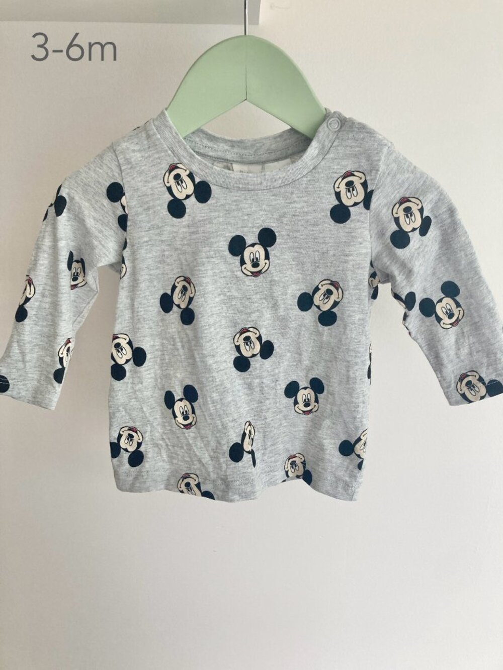 🪴5/$30 H&M 3-6 Months Baby Grey Mickey Mouse Disney Long Sleeve Top Fall